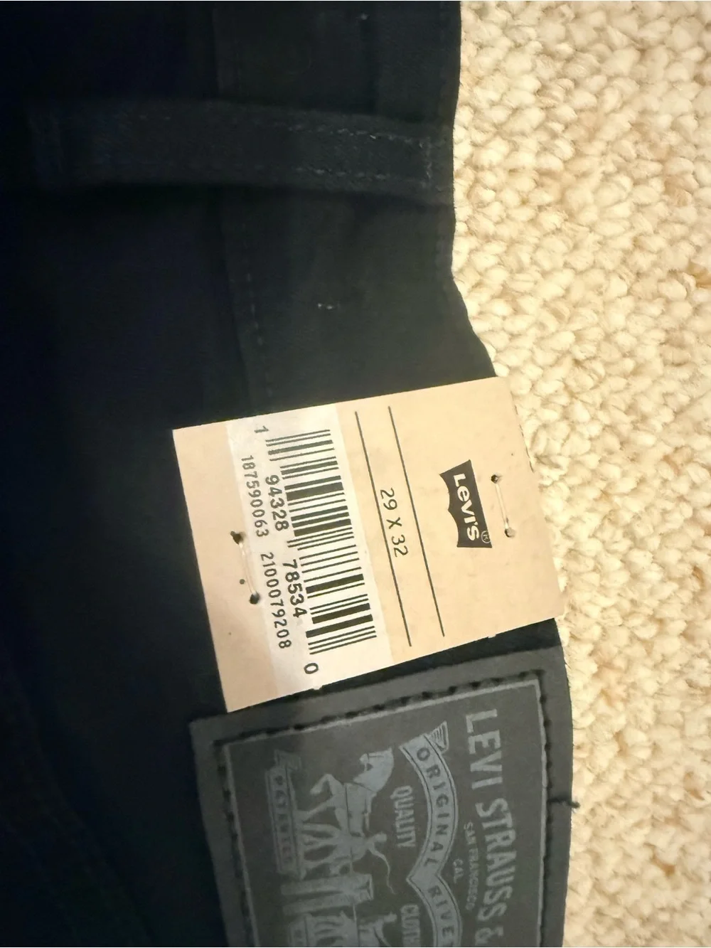 Levi's High-Rise Bootcut Jeans - Black - Picture 9 of 9